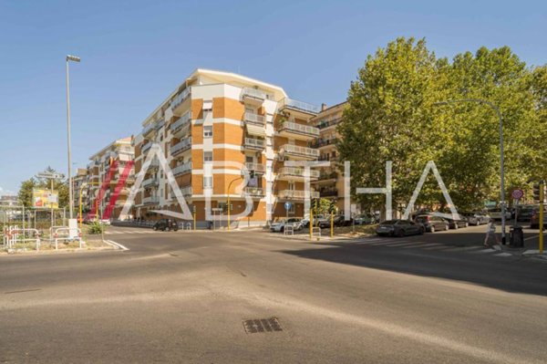 appartamento in vendita a Roma in zona Monte Sacro/Talenti