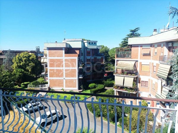 appartamento in vendita a Roma in zona Ponte Mammolo