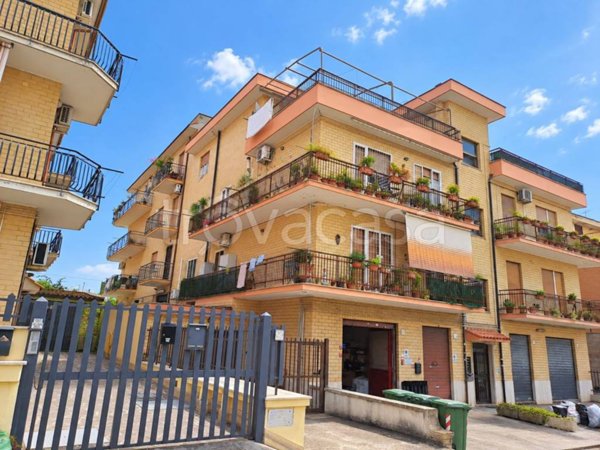 appartamento in vendita a Roma in zona Ponte di Nona