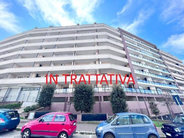 appartamento in vendita a Roma in zona Fonte Laurentina