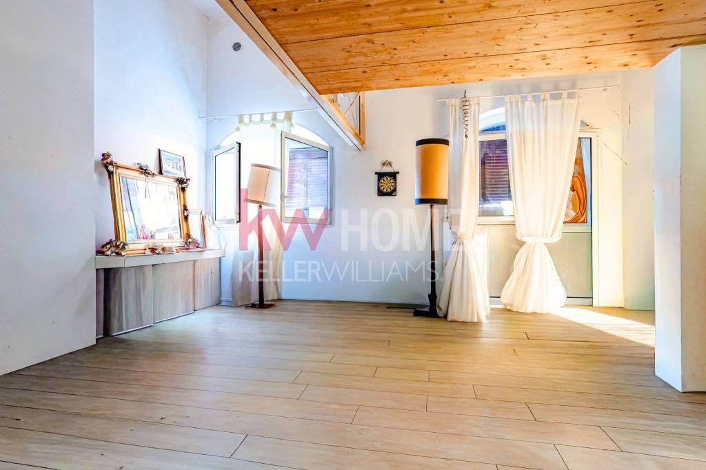 appartamento in vendita a Roma in zona Trastevere
