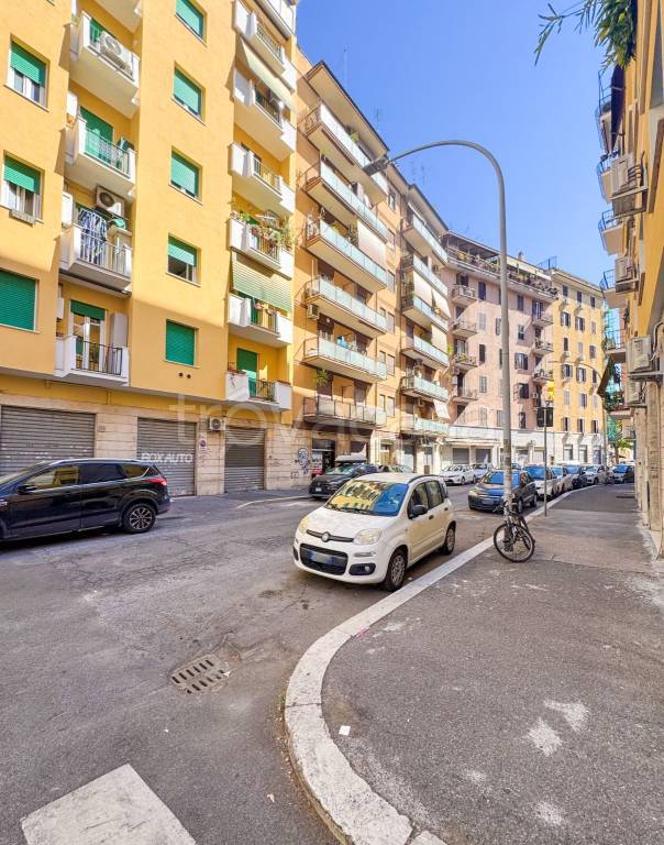 appartamento in vendita a Roma in zona Prenestino-Labicano