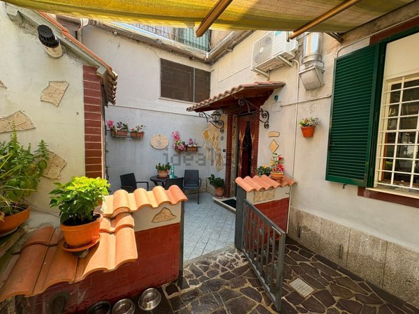 appartamento in vendita a Roma in zona Prenestino-Centocelle