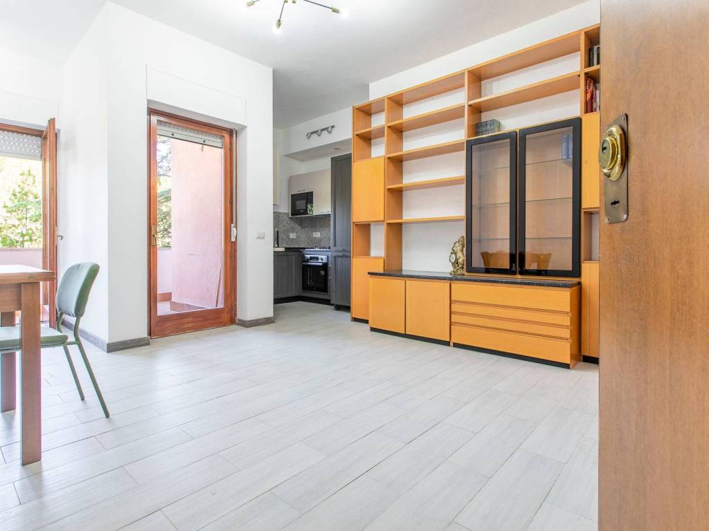 appartamento in vendita a Roma in zona Spinaceto