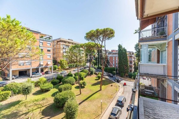 appartamento in vendita a Roma in zona Portuense