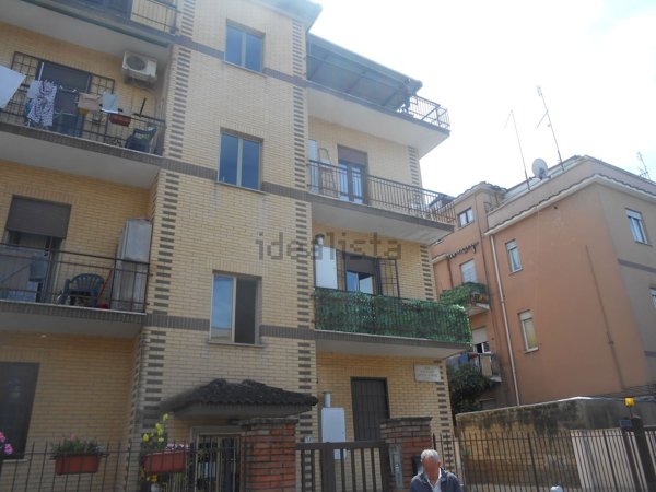 appartamento in vendita a Roma in zona Grottarossa