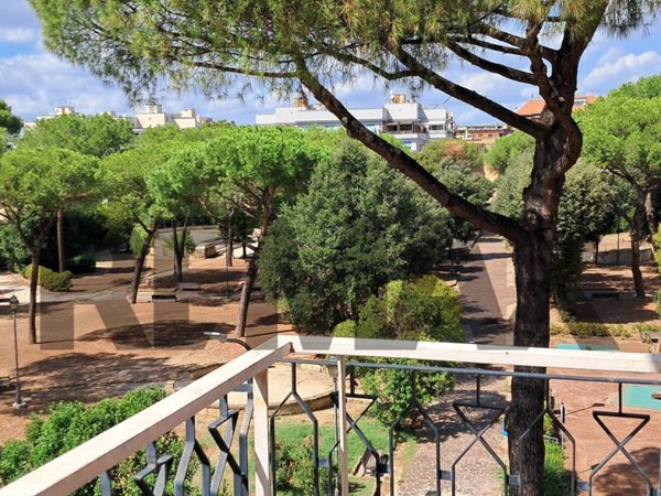 appartamento in vendita a Roma in zona Tuscolano