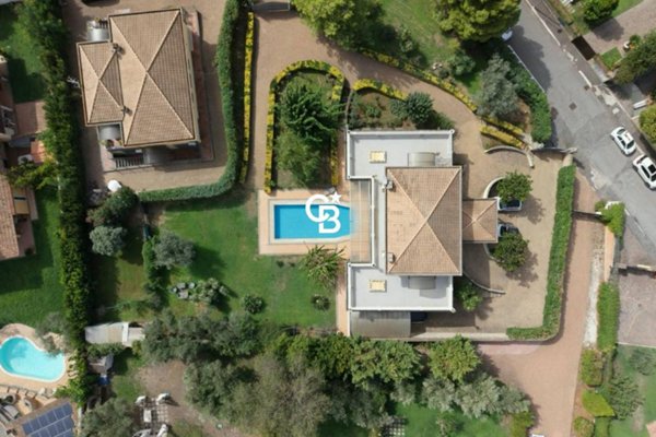 casa indipendente in vendita a Roma in zona Pigna - Sant'Angelo