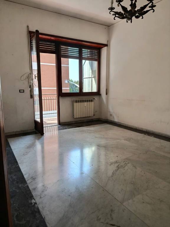 appartamento in vendita a Roma in zona Ardeatino