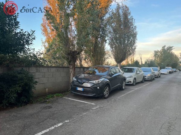 box auto in vendita a Roma