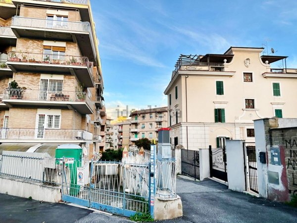 box auto in vendita a Roma in zona Monte Sacro/Talenti