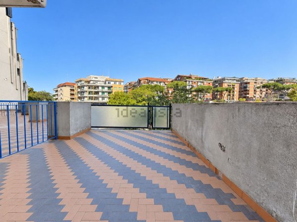 appartamento in vendita a Roma in zona Ardeatino