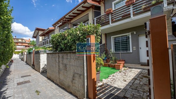 appartamento in vendita a Roma in zona Castel di Leva