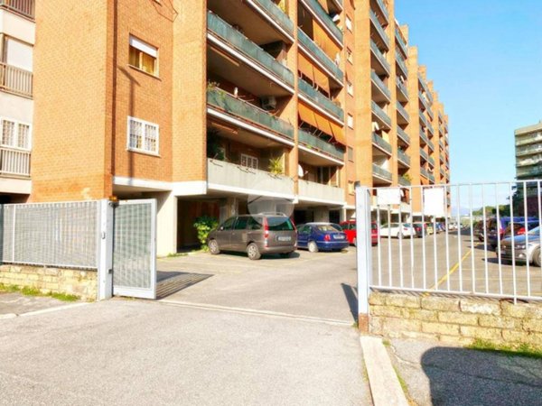 box auto in vendita a Roma
