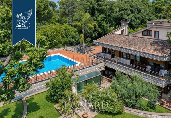 casa indipendente in vendita a Roma in zona EUR