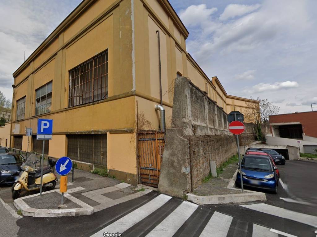 box auto in vendita a Roma in zona Gianicolense