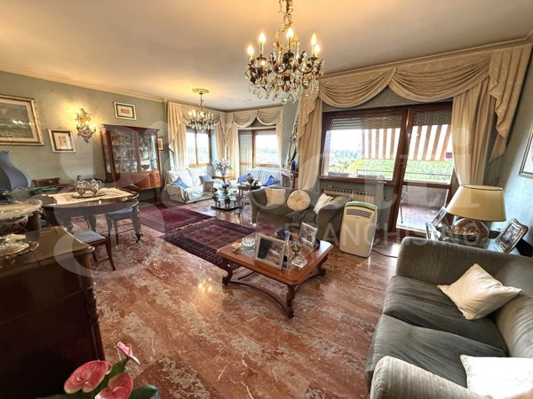 appartamento in vendita a Roma in zona Vigna Murata