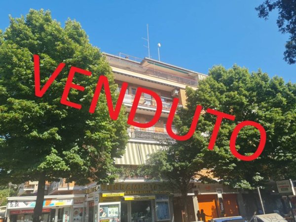 box auto in vendita a Roma in zona Gianicolense