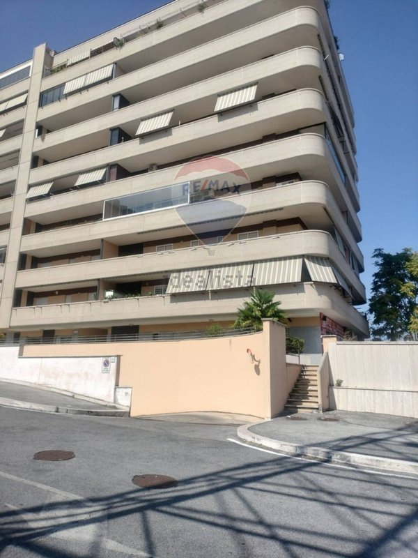 box auto in vendita a Roma in zona Tor Sapienza
