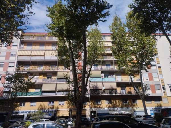 appartamento in vendita a Roma in zona Cinecittà