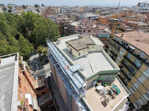 appartamento in vendita a Roma in zona Gianicolense