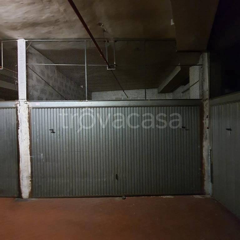 box auto in vendita a Roma in zona Ostiense
