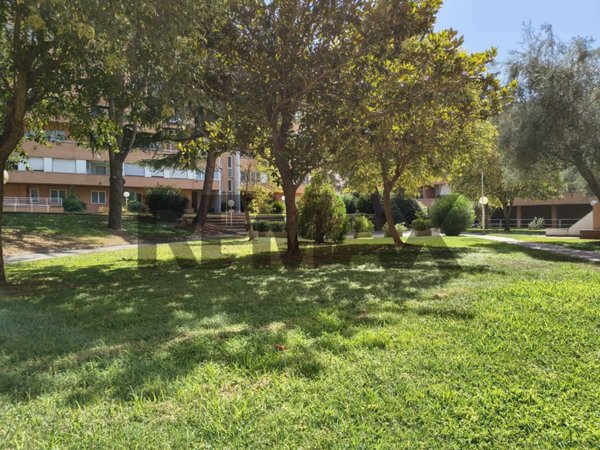 appartamento in vendita a Roma in zona Ardeatino
