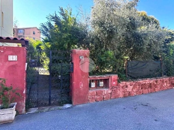 appartamento in vendita a Roma in zona Appio Claudio