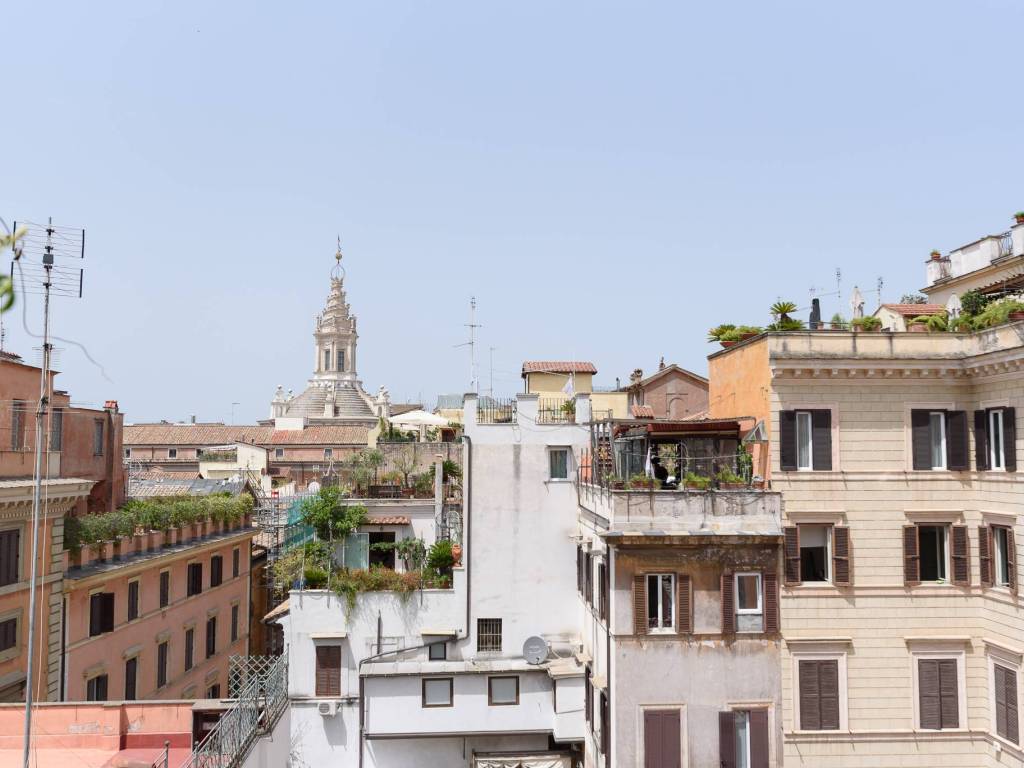 appartamento in vendita a Roma in zona Centro Storico