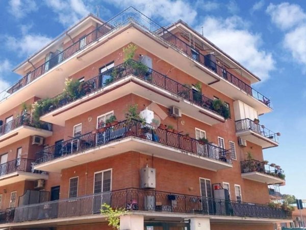 appartamento in vendita a Roma in zona Primavalle