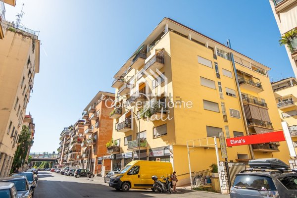 appartamento in vendita a Roma in zona Della Vittoria