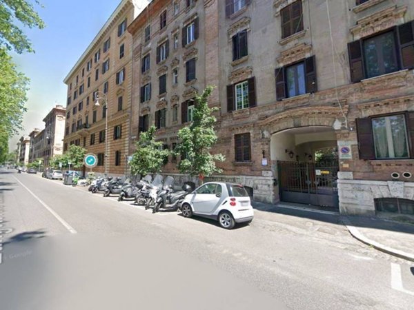 appartamento in vendita a Roma in zona Testaccio