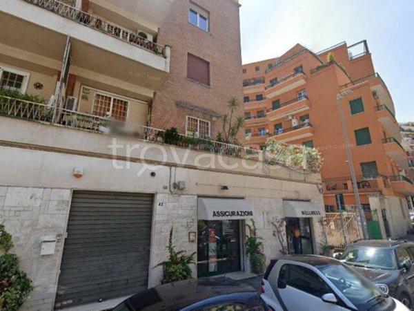 locale commerciale in vendita a Roma in zona Trieste