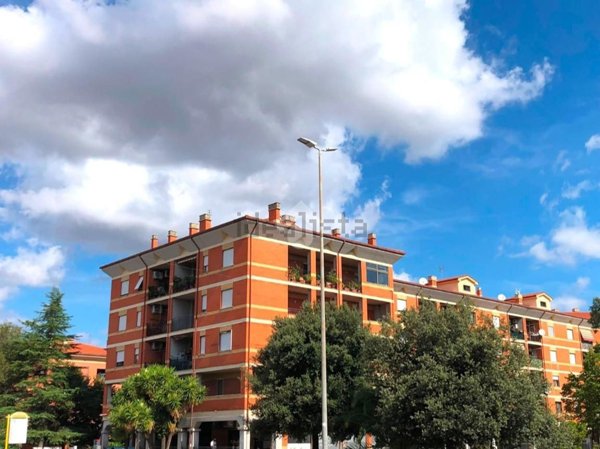 appartamento in vendita a Roma in zona Tor Bella Monaca