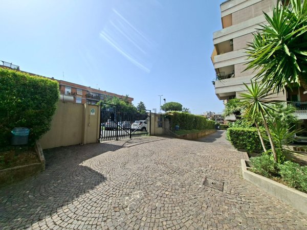 appartamento in vendita a Roma in zona Val Melaina