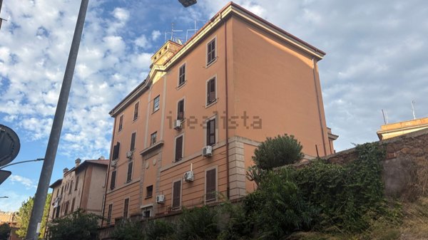 appartamento in vendita a Roma in zona Tuscolano