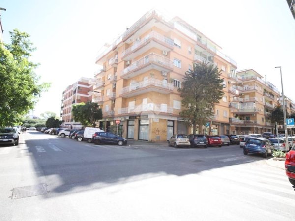 appartamento in vendita a Roma in zona Ostia