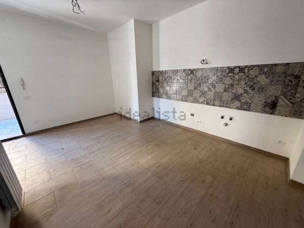 appartamento in vendita a Roma in zona Torre Angela