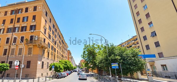 appartamento in vendita a Roma in zona Appio Latino
