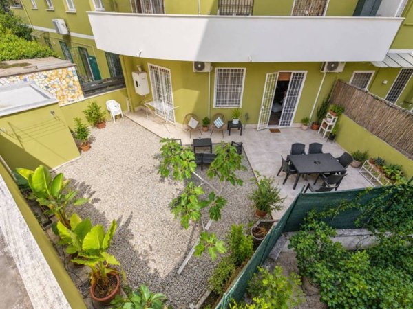 appartamento in vendita a Roma in zona Ostia