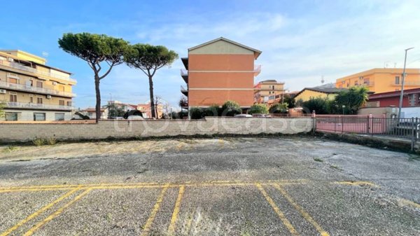 box auto in vendita a Roma