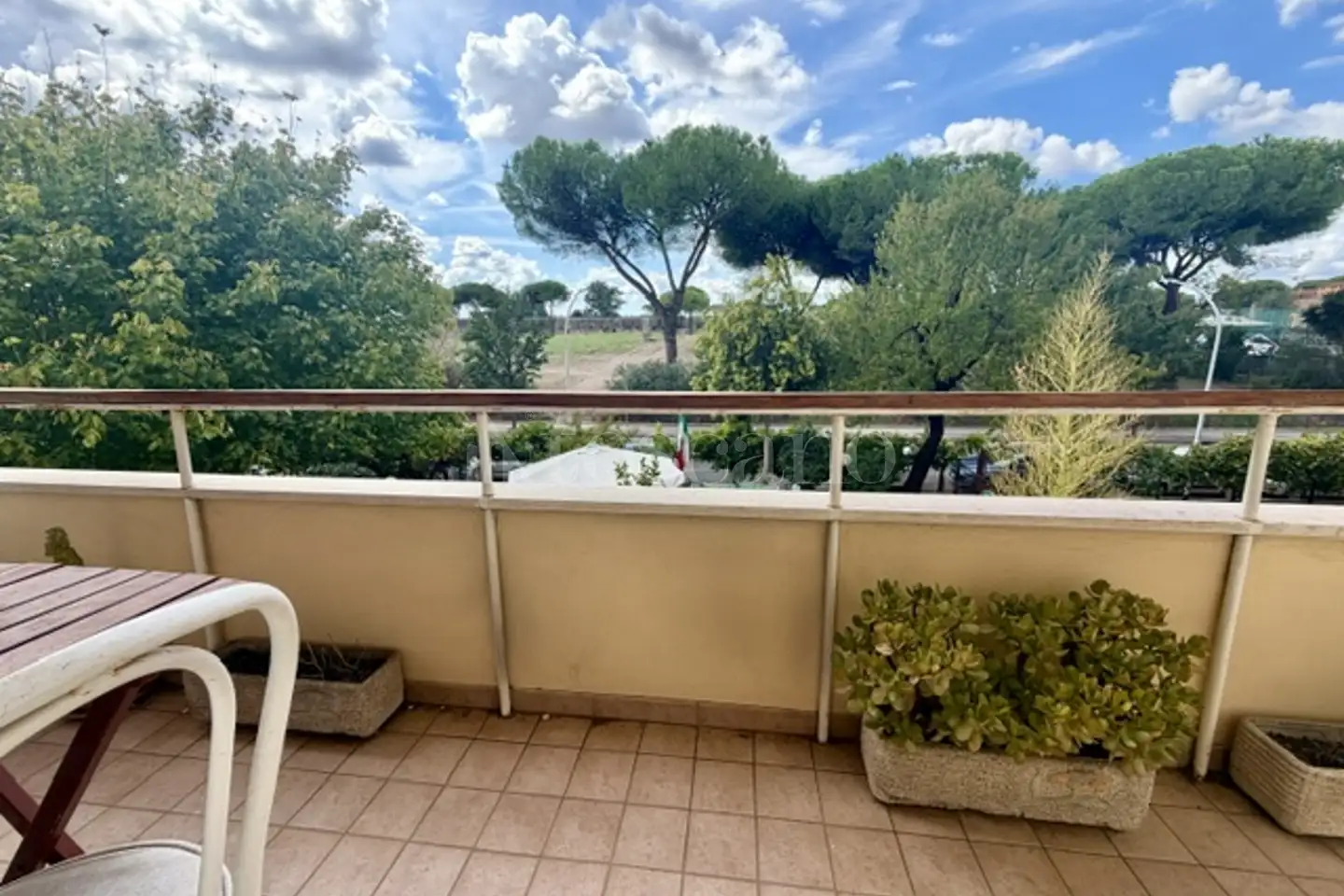 appartamento in vendita a Roma in zona Appio Claudio