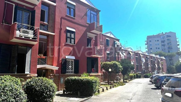 appartamento in vendita a Roma in zona Appio Claudio