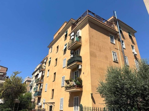 appartamento in vendita a Roma in zona Prenestino-Centocelle