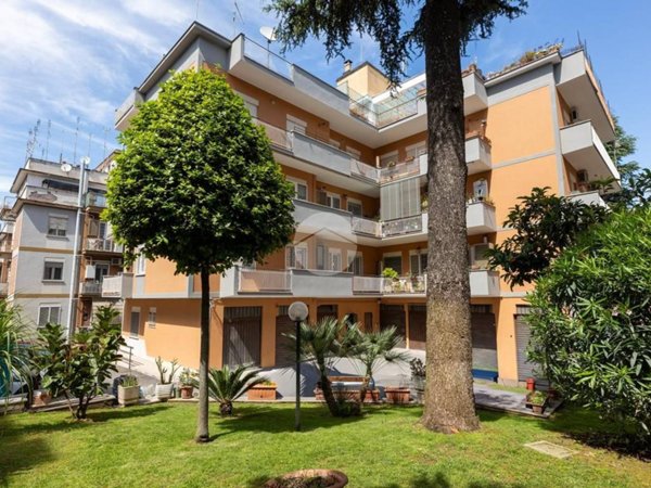 appartamento in vendita a Roma in zona Gianicolense