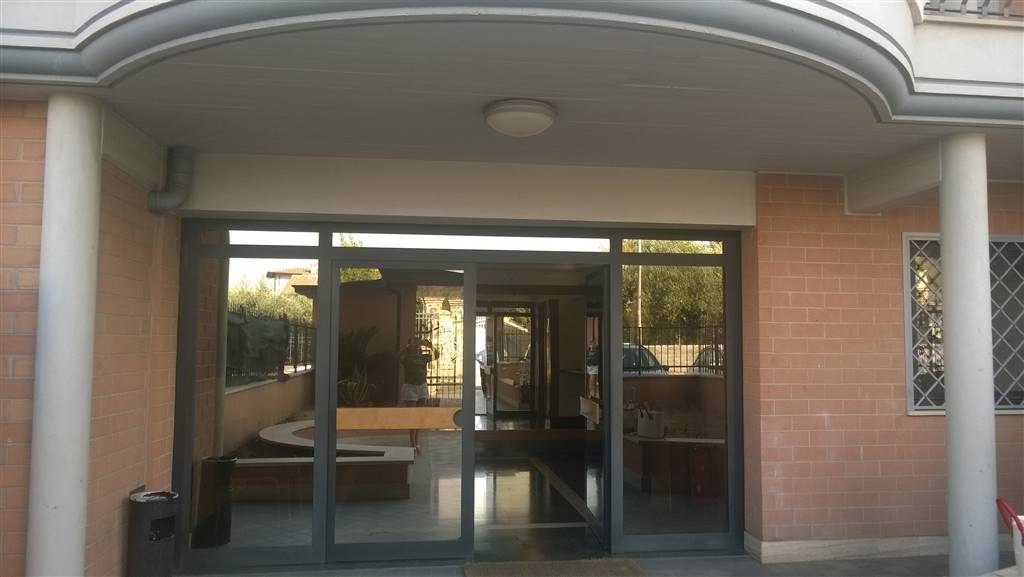 appartamento in vendita a Roma in zona Borghesiana