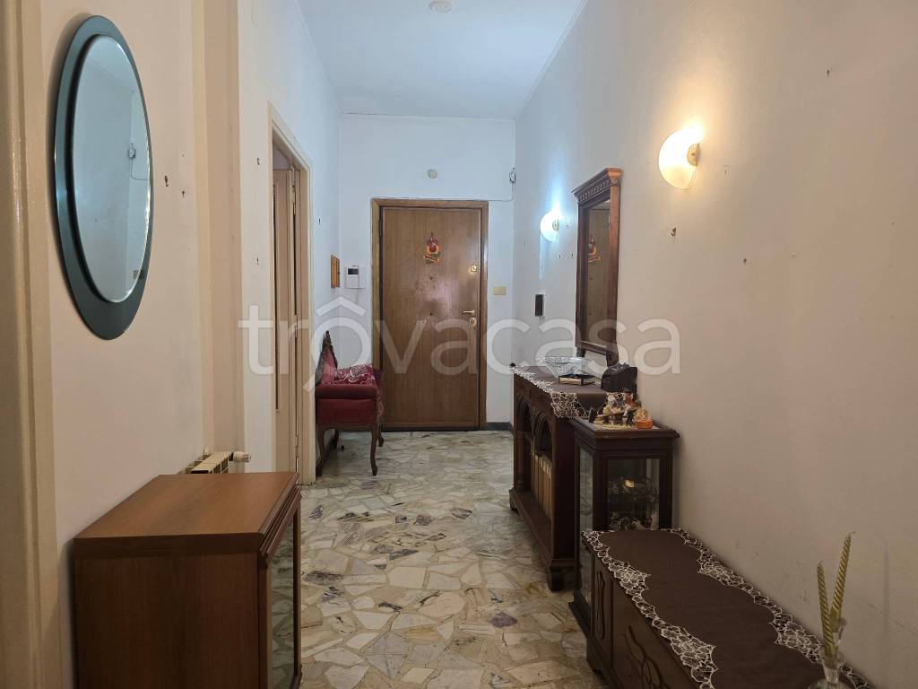 appartamento in vendita a Roma in zona Ostiense