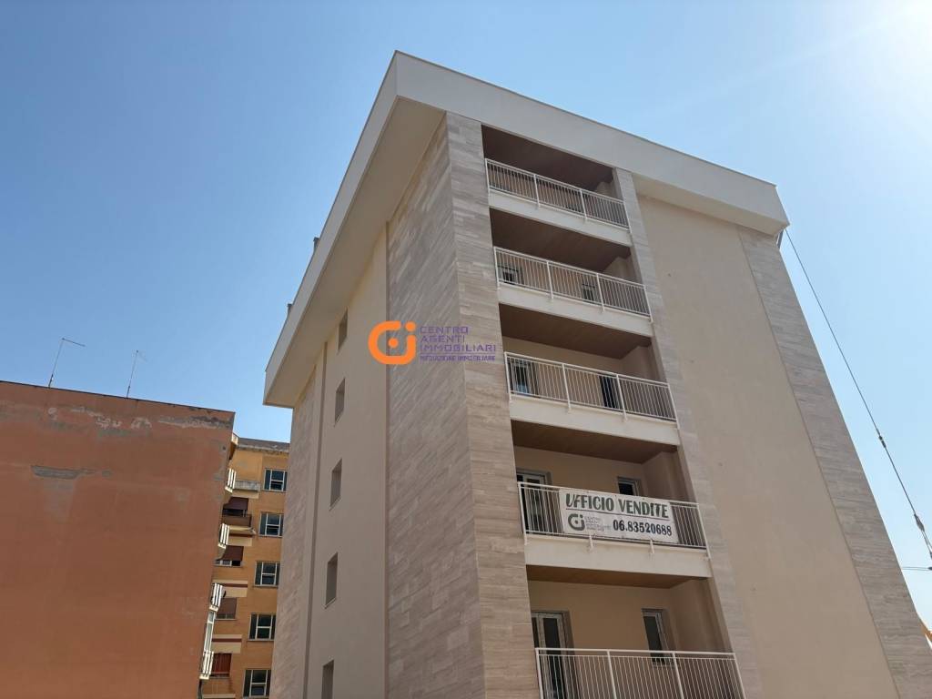 appartamento in vendita a Roma in zona Ostia