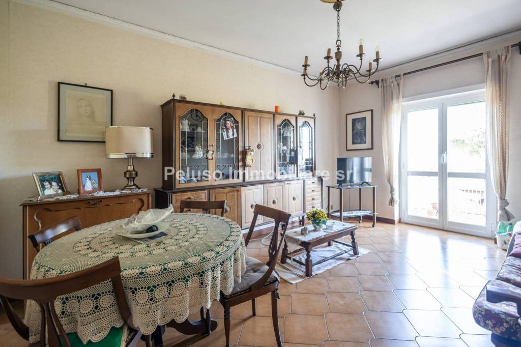 appartamento in vendita a Roma in zona Don Bosco