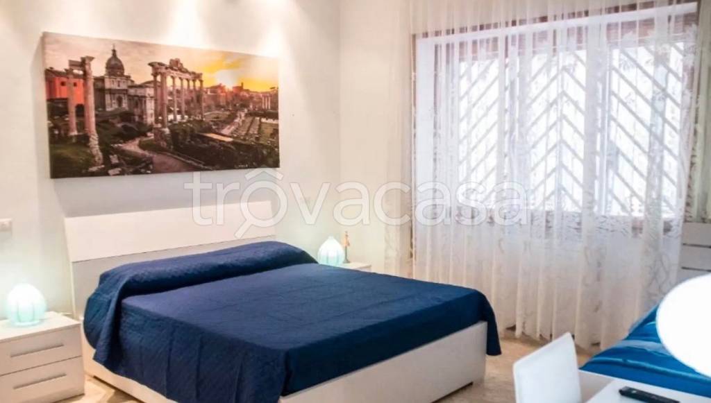 appartamento in vendita a Roma in zona Prenestino-Labicano